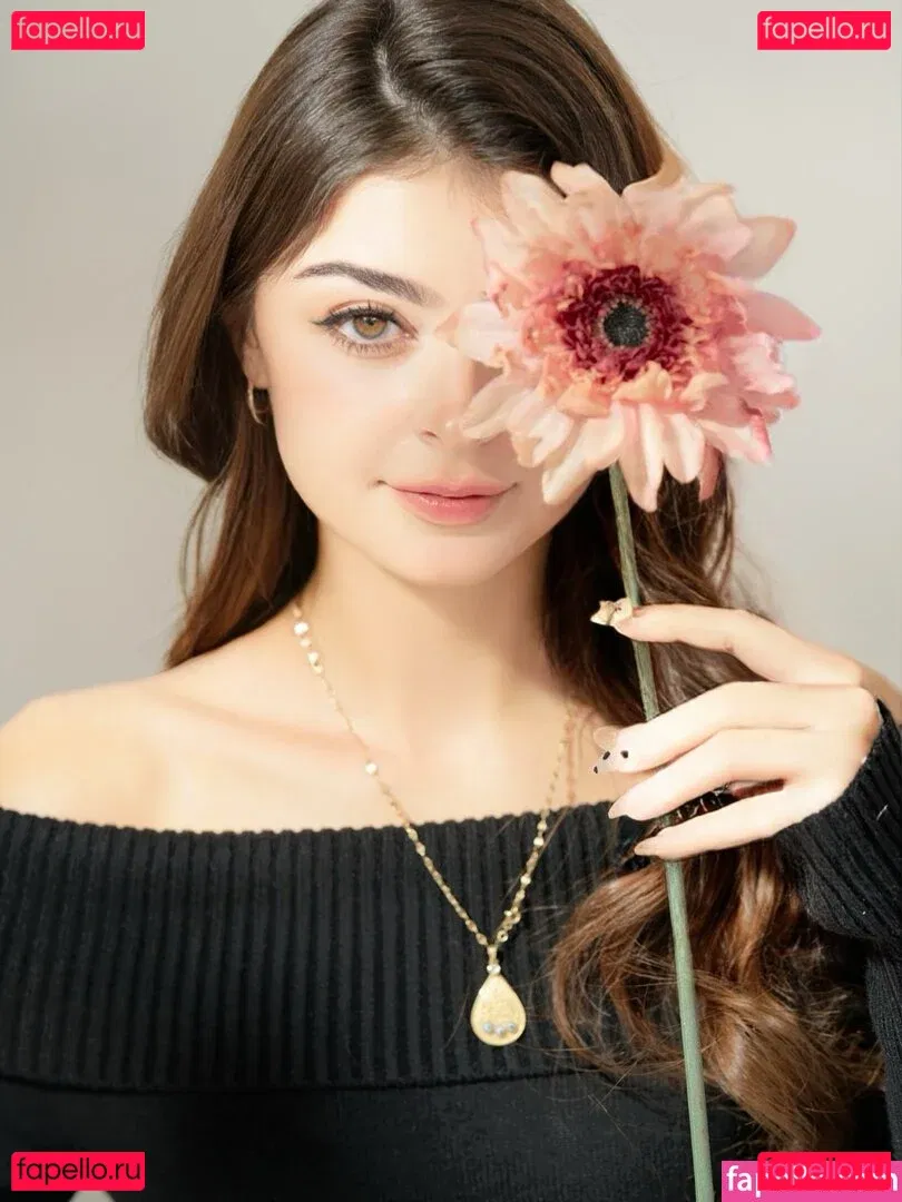 Aruuu Onlyfans Photo Gallery 