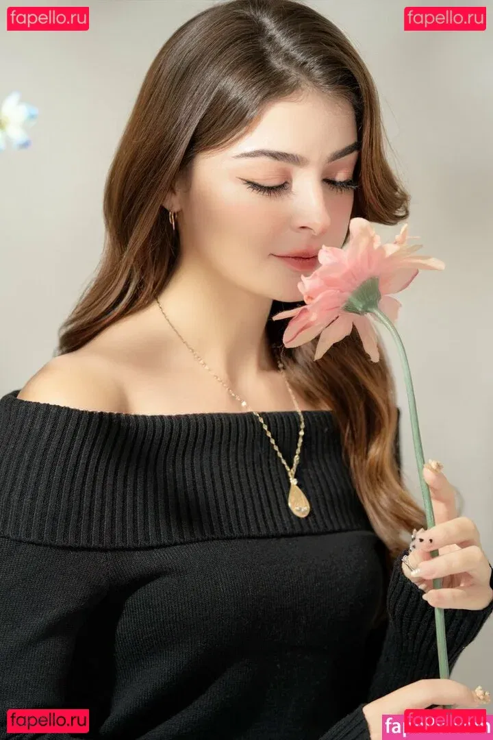 Aruuu Onlyfans Photo Gallery 