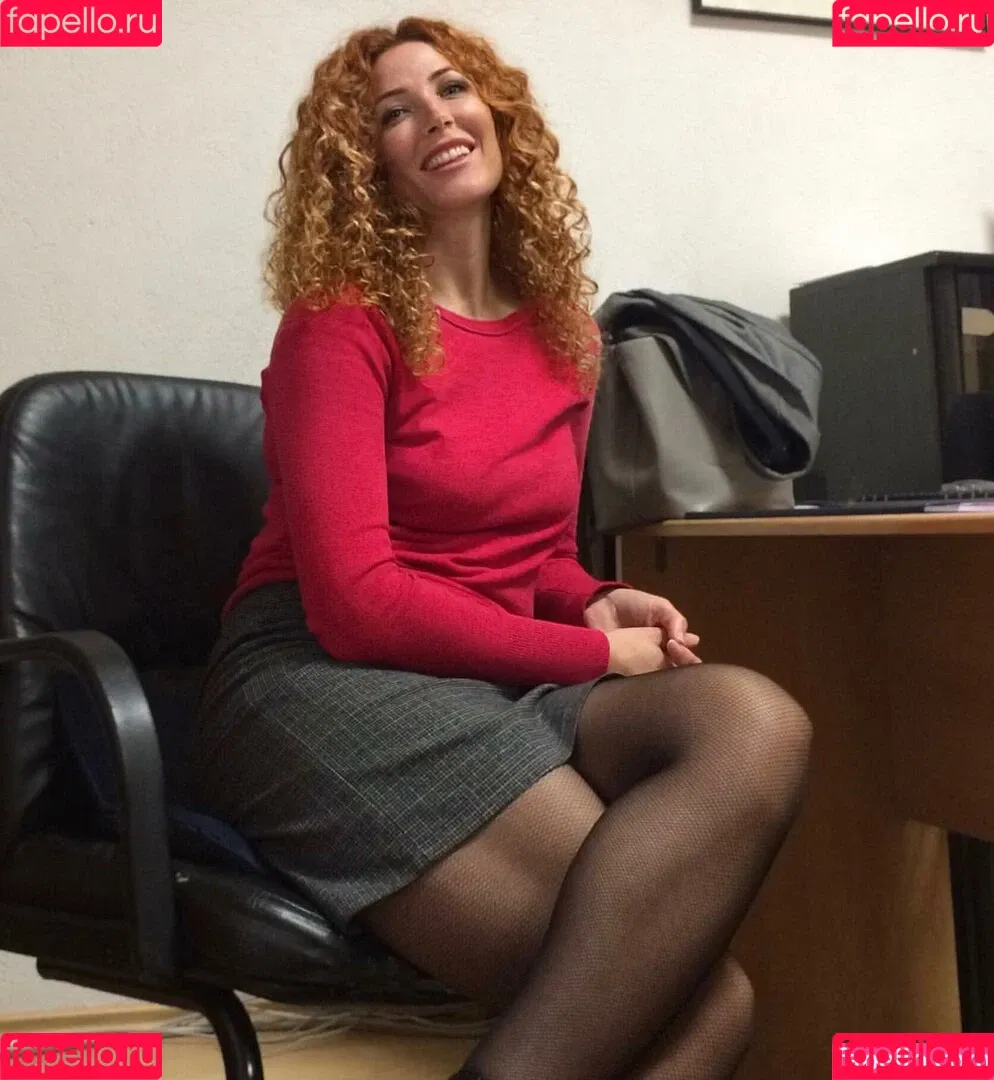 Mrs. G Comics Onlyfans Photo Gallery 