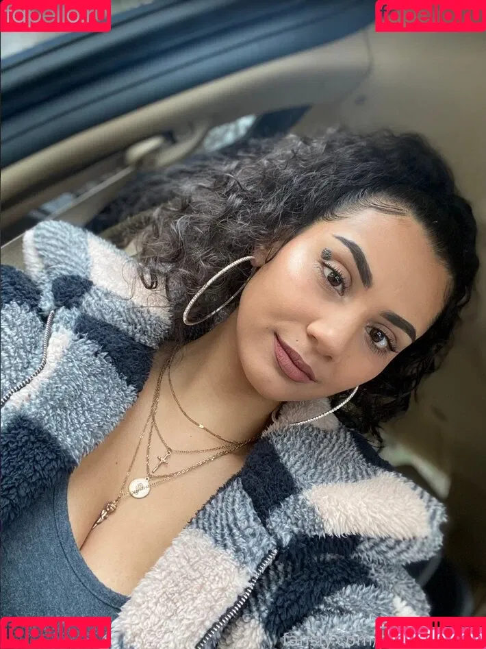 Priya Singh Onlyfans Photo Gallery 