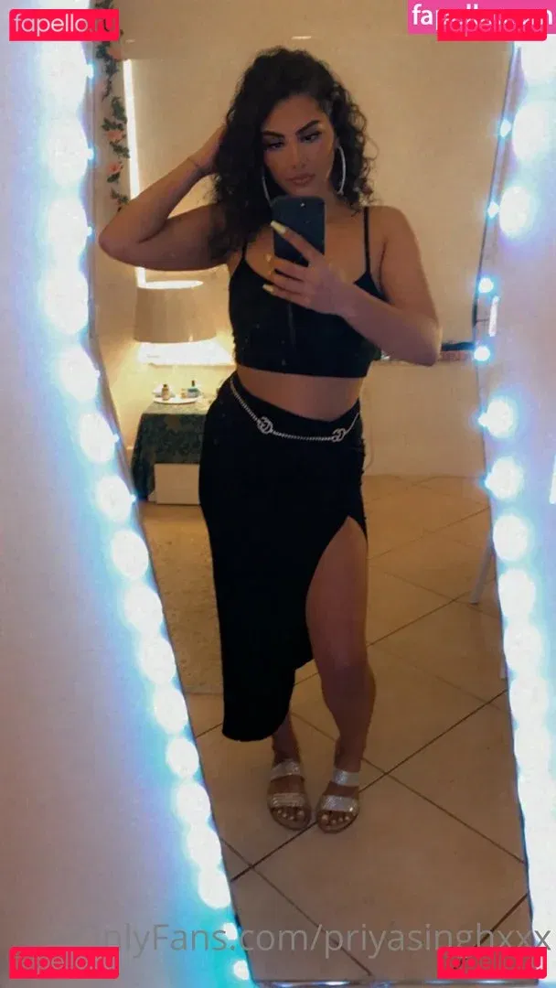 Priya Singh Onlyfans Photo Gallery 