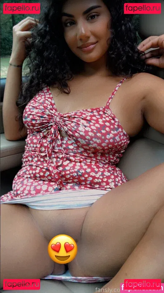 Priya Singh Onlyfans Photo Gallery 