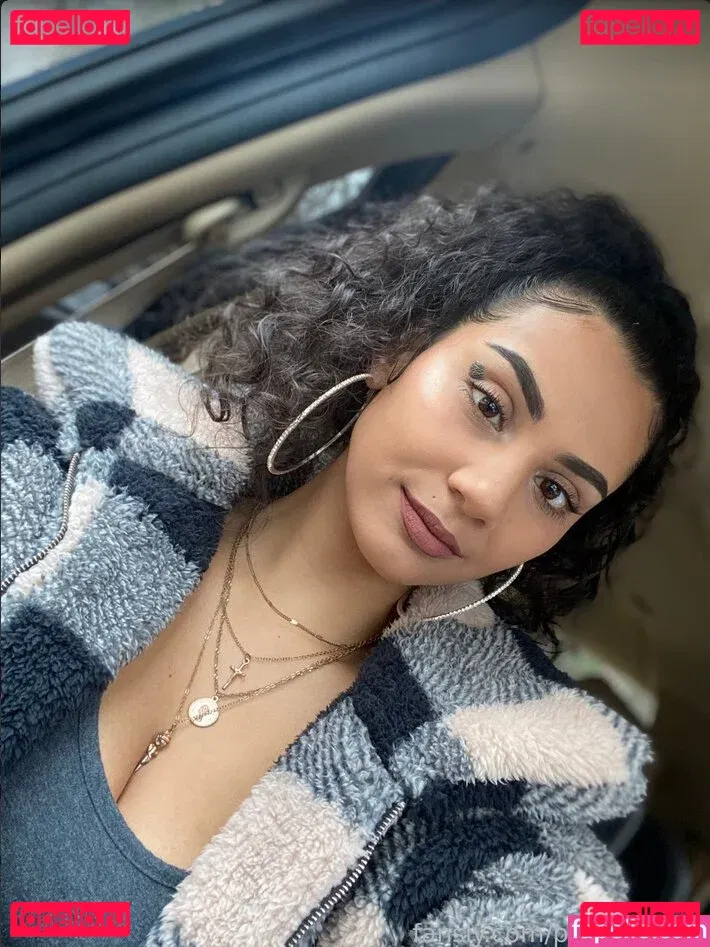 Priya Singh Onlyfans Photo Gallery 