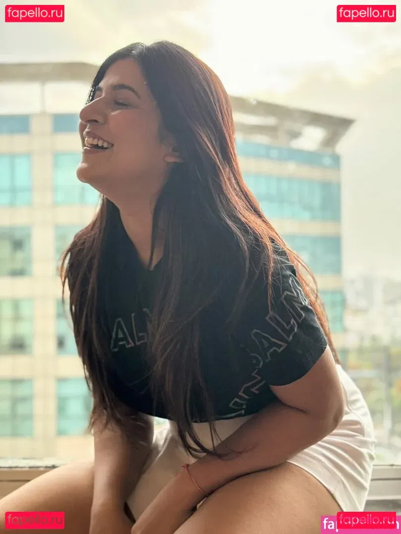 Priya Singh Onlyfans Photo Gallery 