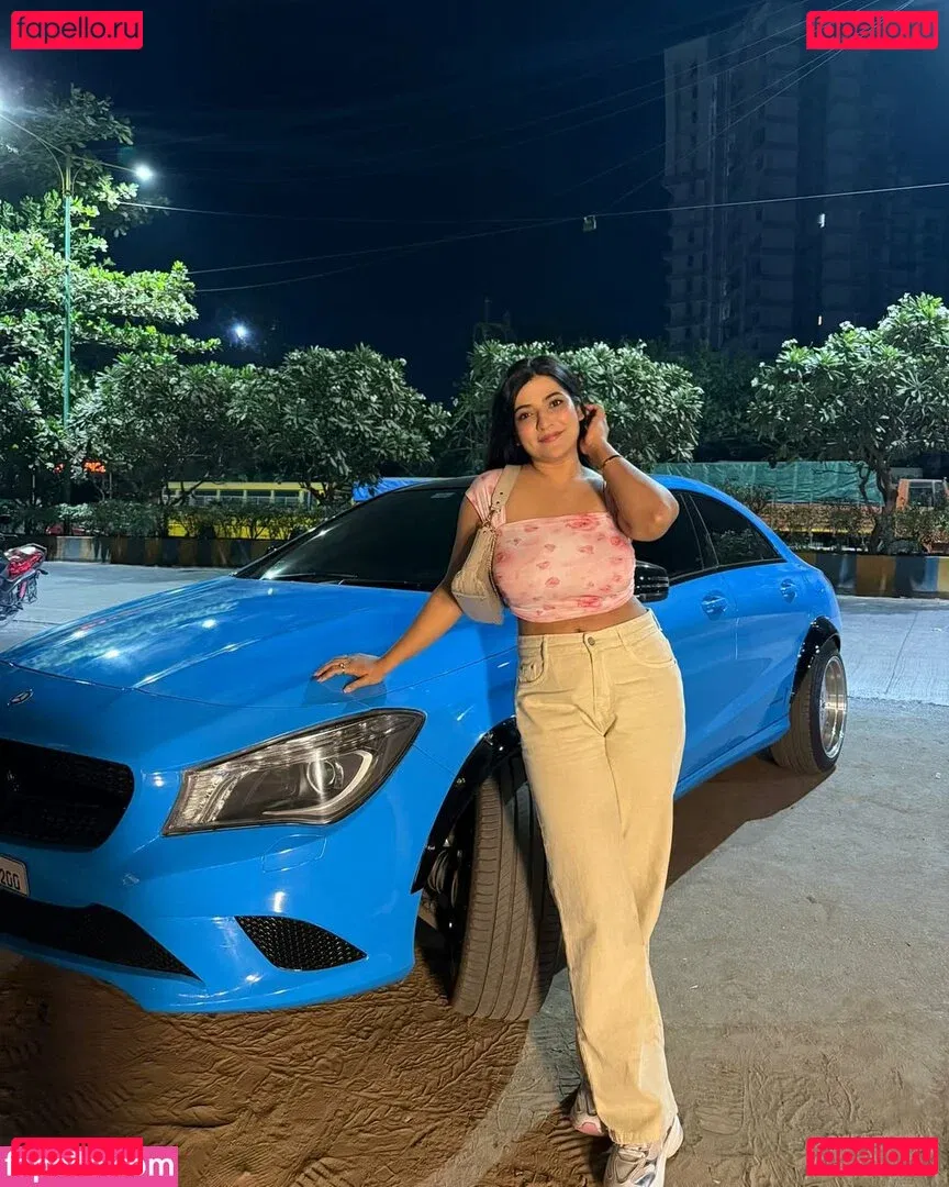 Priya Singh Onlyfans Photo Gallery 