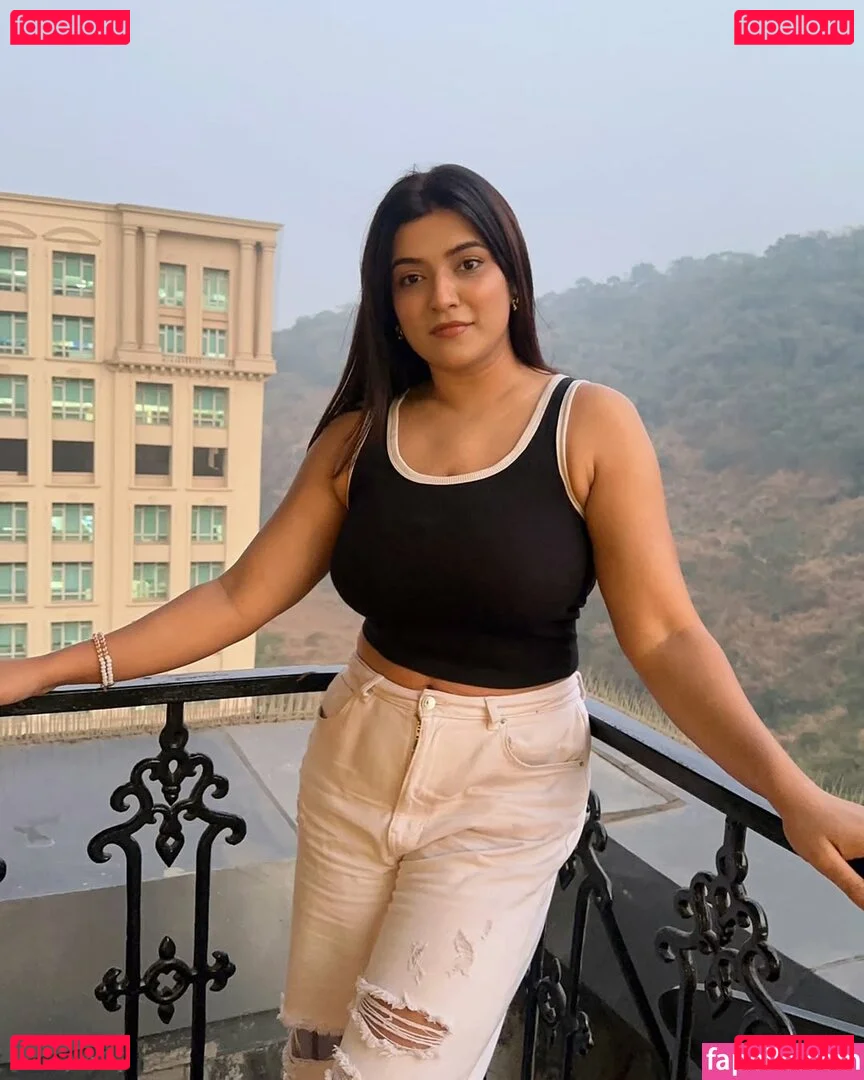 Priya Singh Onlyfans Photo Gallery 