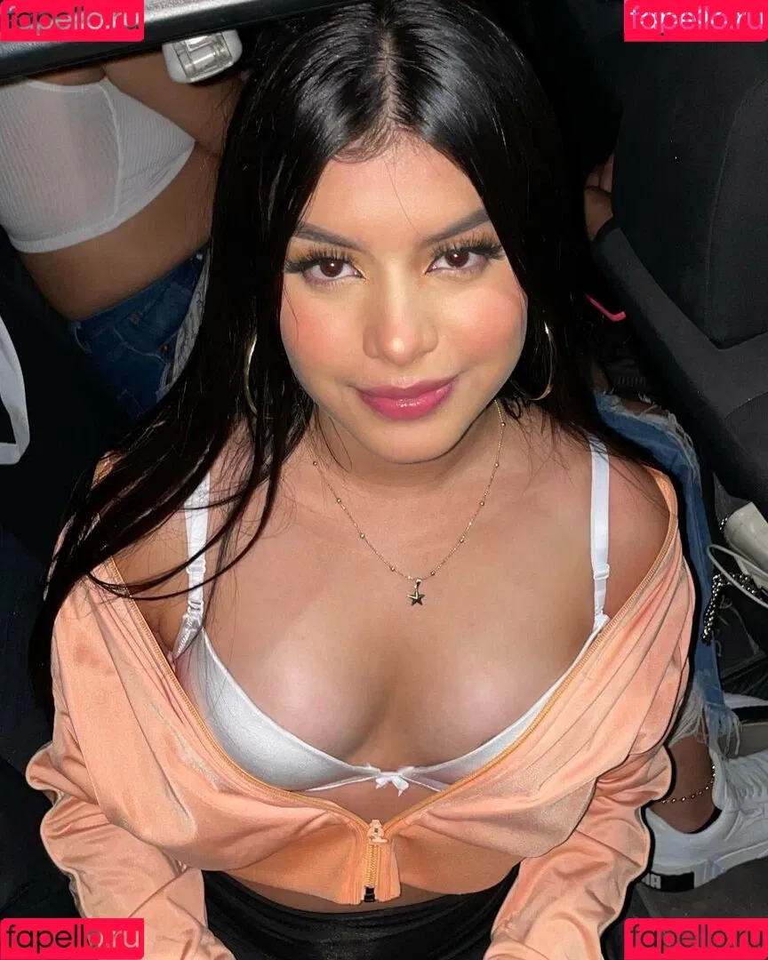 Camila Martinez Onlyfans Photo Gallery 