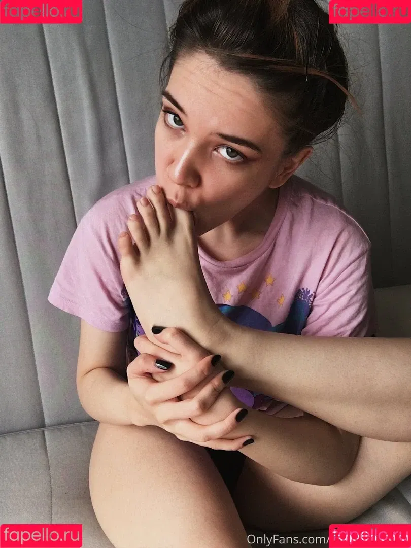 Lazypurpleleaf Onlyfans Photo Gallery 