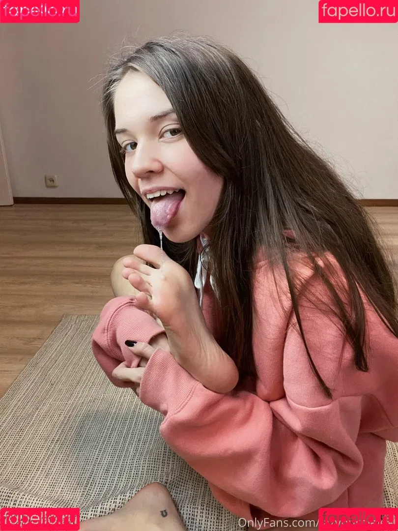 Lazypurpleleaf Onlyfans Photo Gallery 