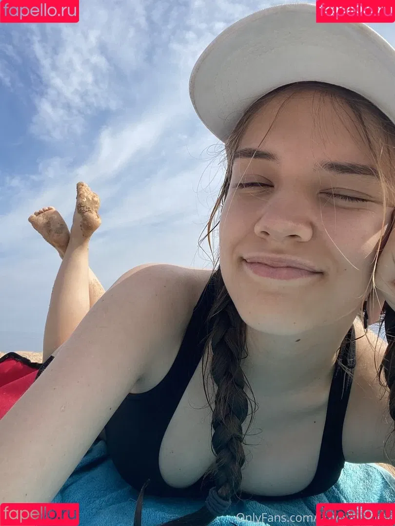 Lazypurpleleaf Onlyfans Photo Gallery 