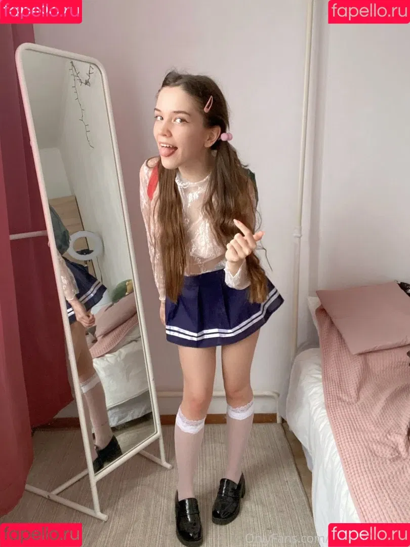 Lazypurpleleaf Onlyfans Photo Gallery 