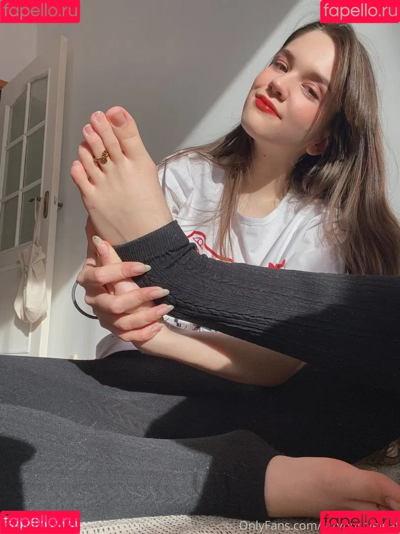 Lazypurpleleaf Onlyfans Photo Gallery 