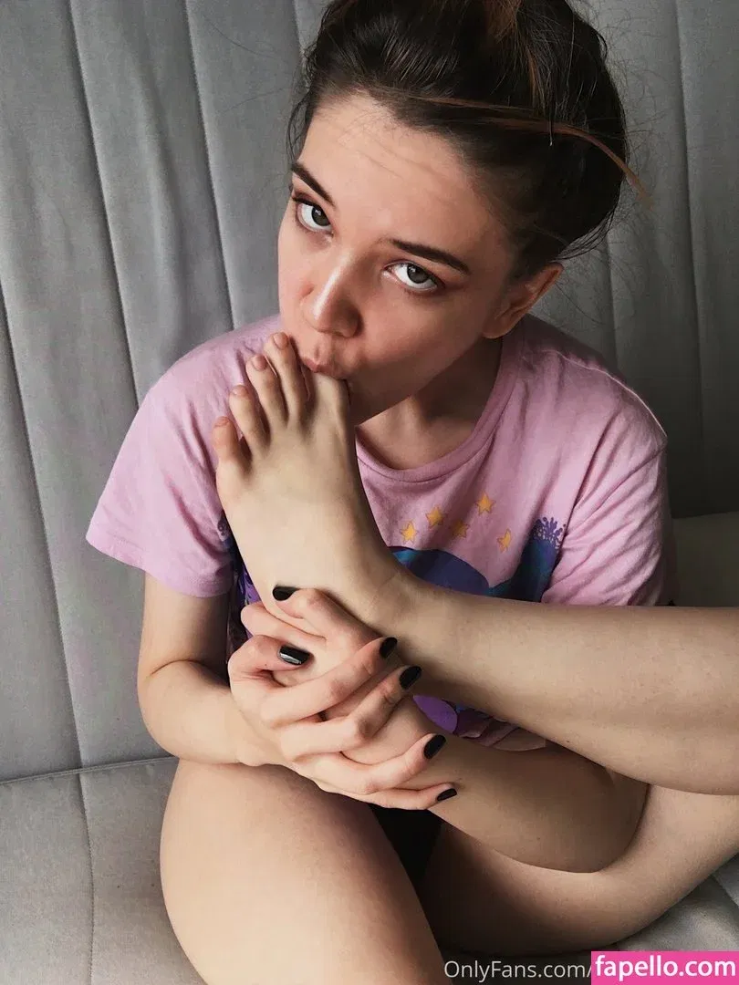 Lazypurpleleaf Onlyfans Photo Gallery 