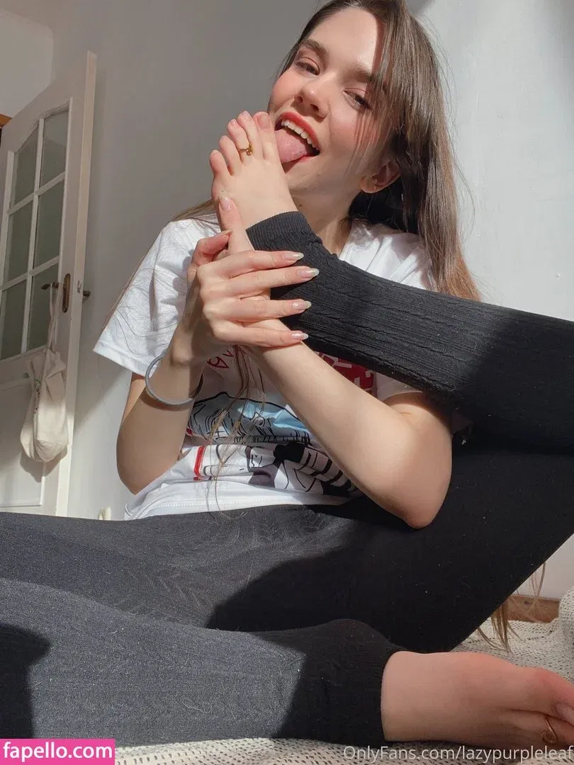 Lazypurpleleaf Onlyfans Photo Gallery 
