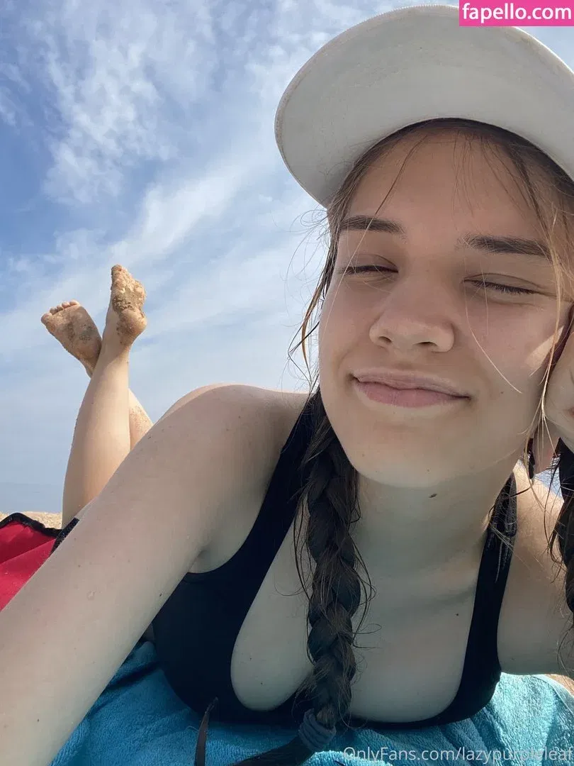 Lazypurpleleaf Onlyfans Photo Gallery 