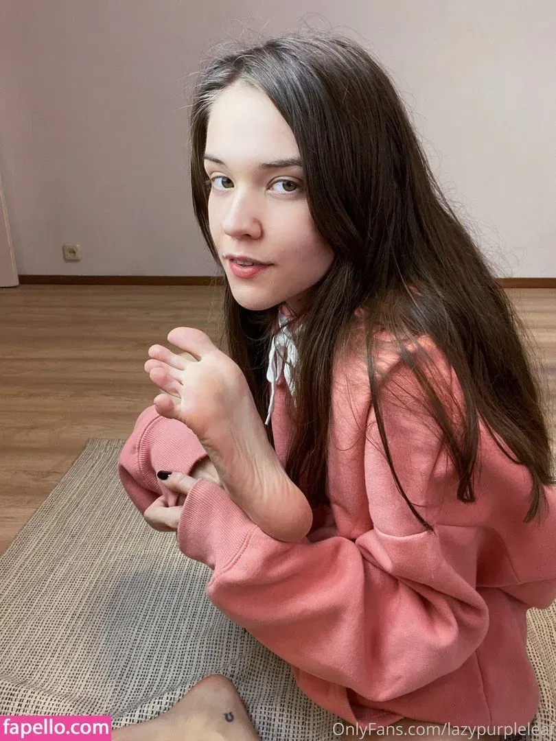 Lazypurpleleaf Onlyfans Photo Gallery 