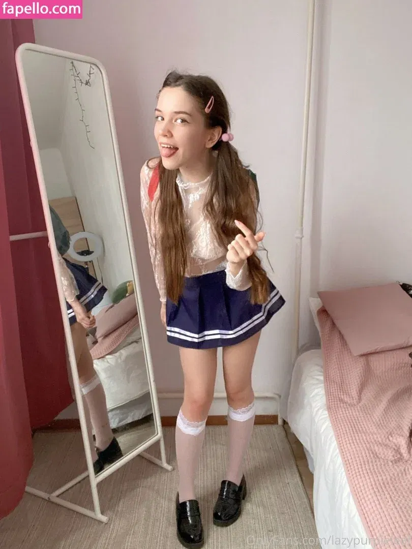 Lazypurpleleaf Onlyfans Photo Gallery 