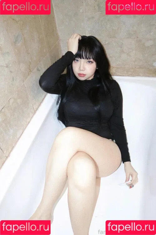 Hakaosan Onlyfans Photo Gallery 