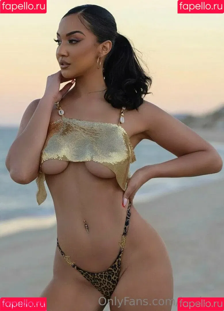 Kyla V. Ohlakay Onlyfans Photo Gallery 