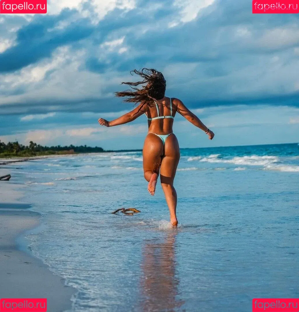 Leonie Kommoss Onlyfans Photo Gallery 