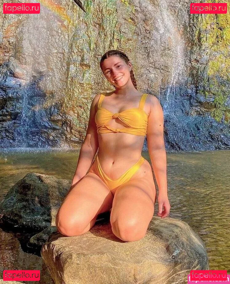 Leonie Kommoss Onlyfans Photo Gallery 