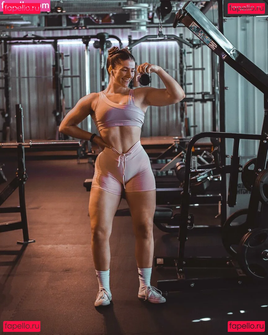 Leonie Kommoss Onlyfans Photo Gallery 