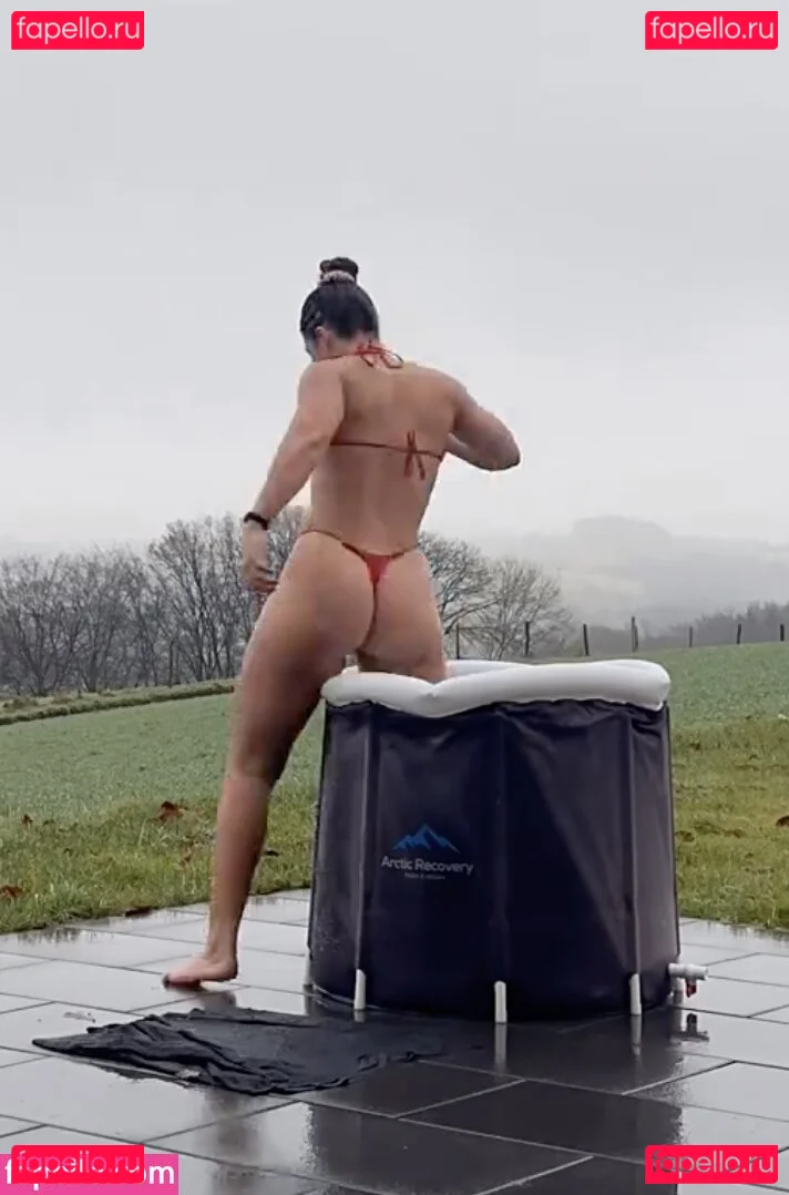 Leonie Kommoss Onlyfans Photo Gallery 