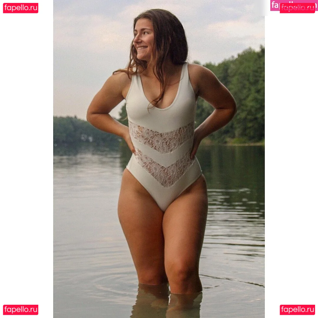 Leonie Kommoss Onlyfans Photo Gallery 