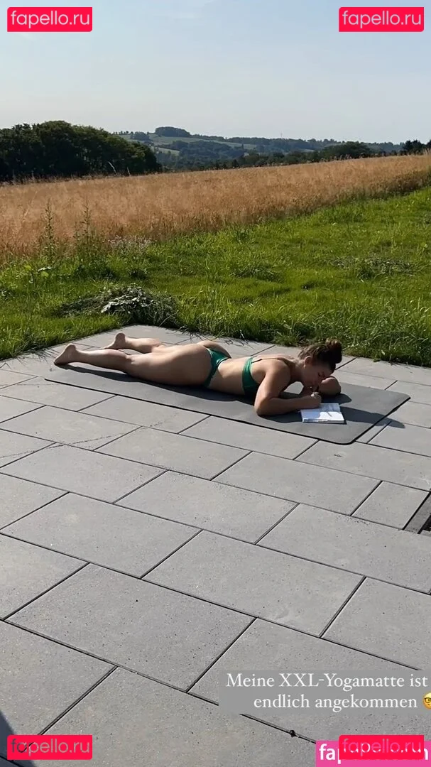 Leonie Kommoss Onlyfans Photo Gallery 