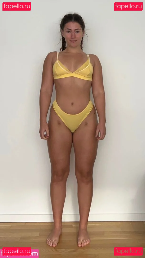 Leonie Kommoss Onlyfans Photo Gallery 