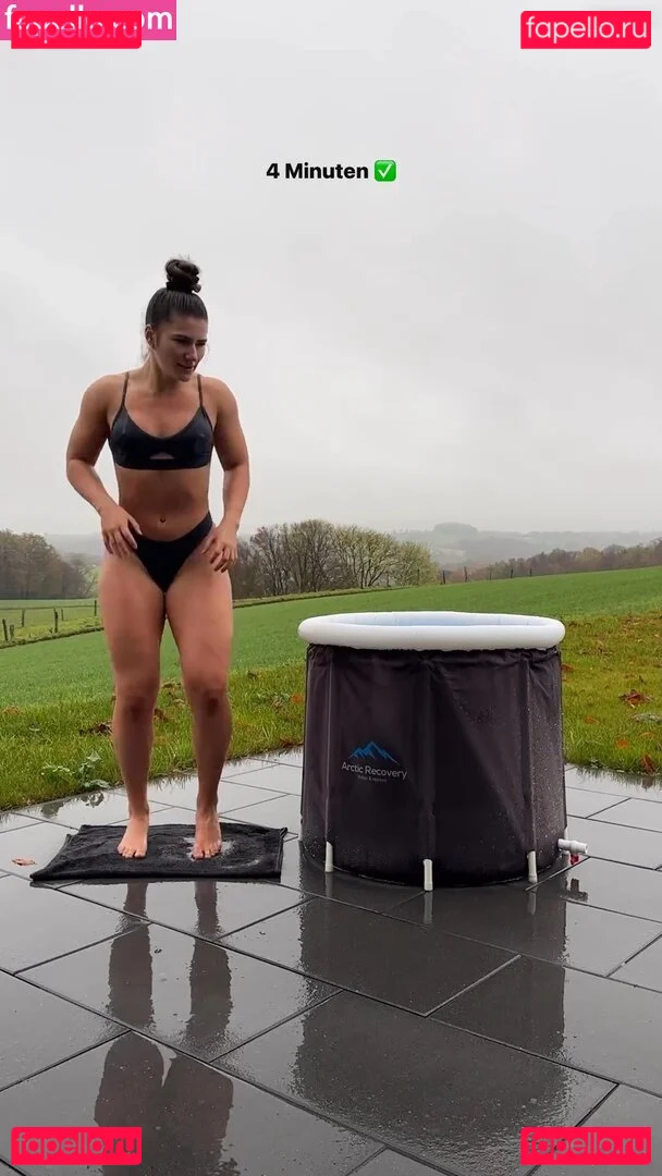 Leonie Kommoss Onlyfans Photo Gallery 