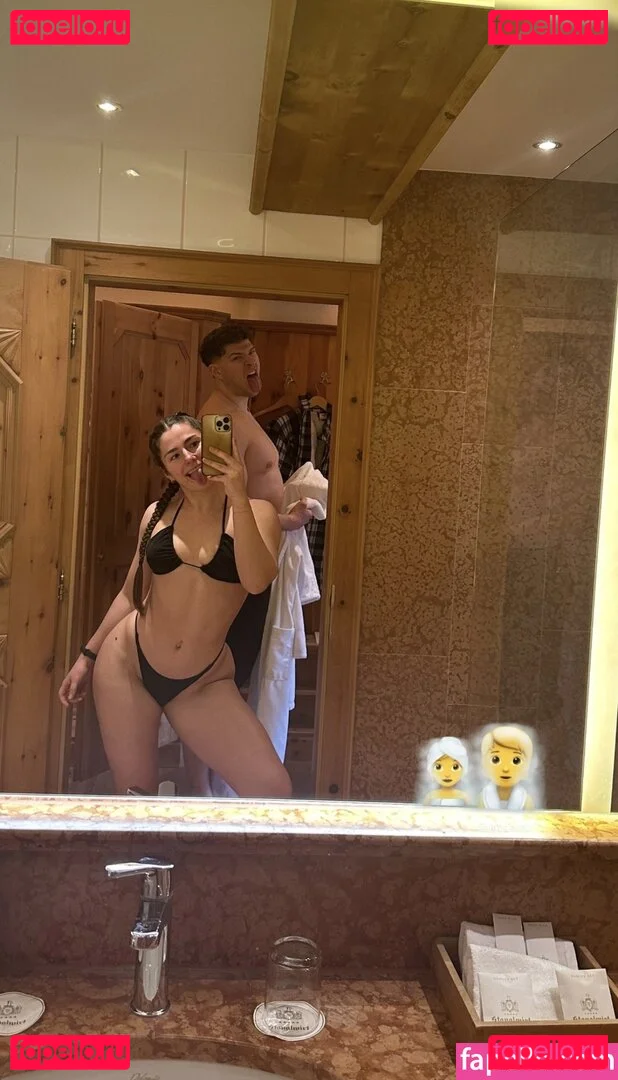 Leonie Kommoss Onlyfans Photo Gallery 