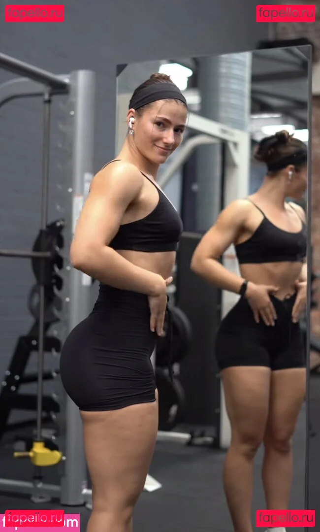 Leonie Kommoss Onlyfans Photo Gallery 