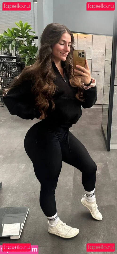 Leonie Kommoss Onlyfans Photo Gallery 