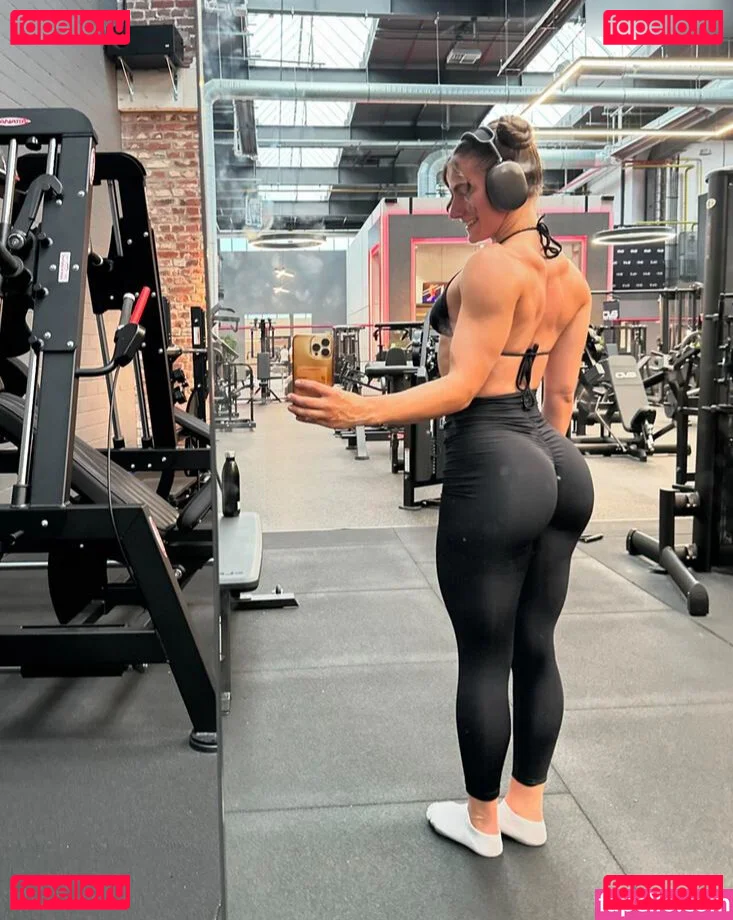 Leonie Kommoss Onlyfans Photo Gallery 