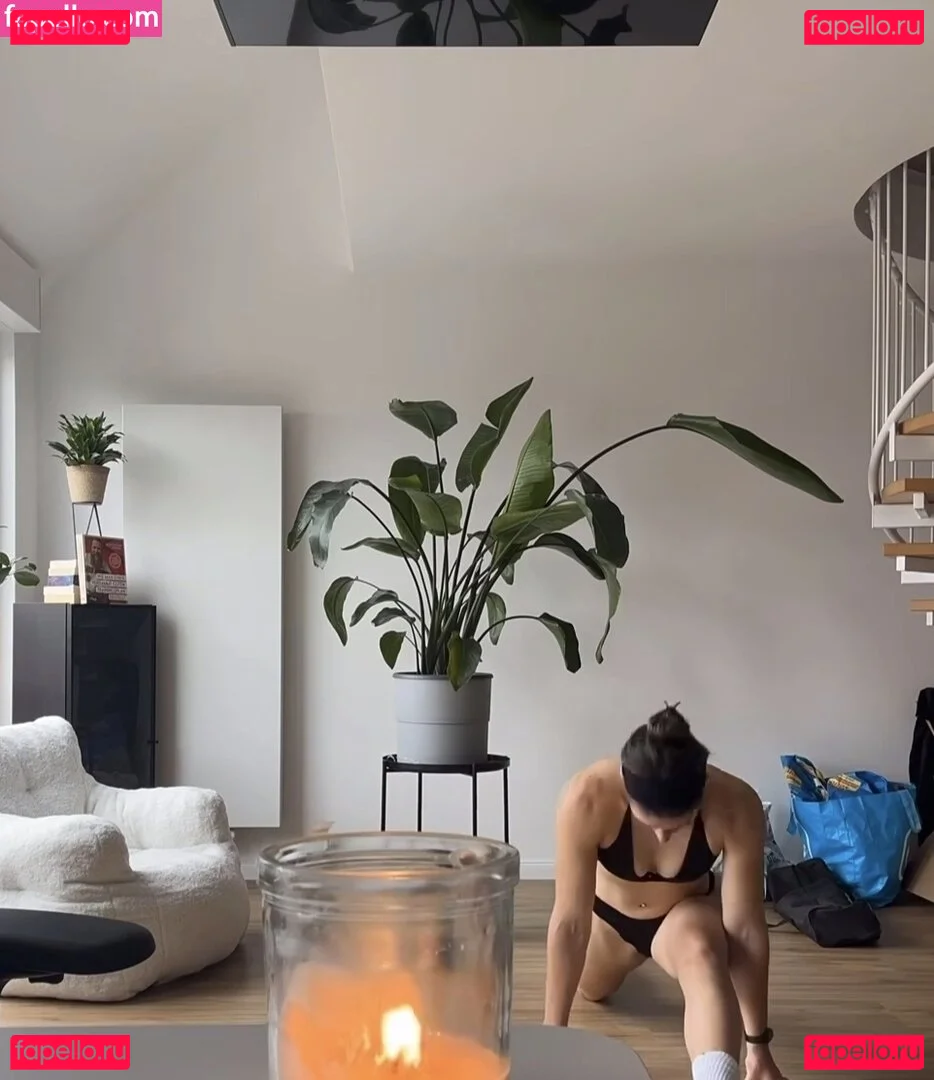 Leonie Kommoss Onlyfans Photo Gallery 