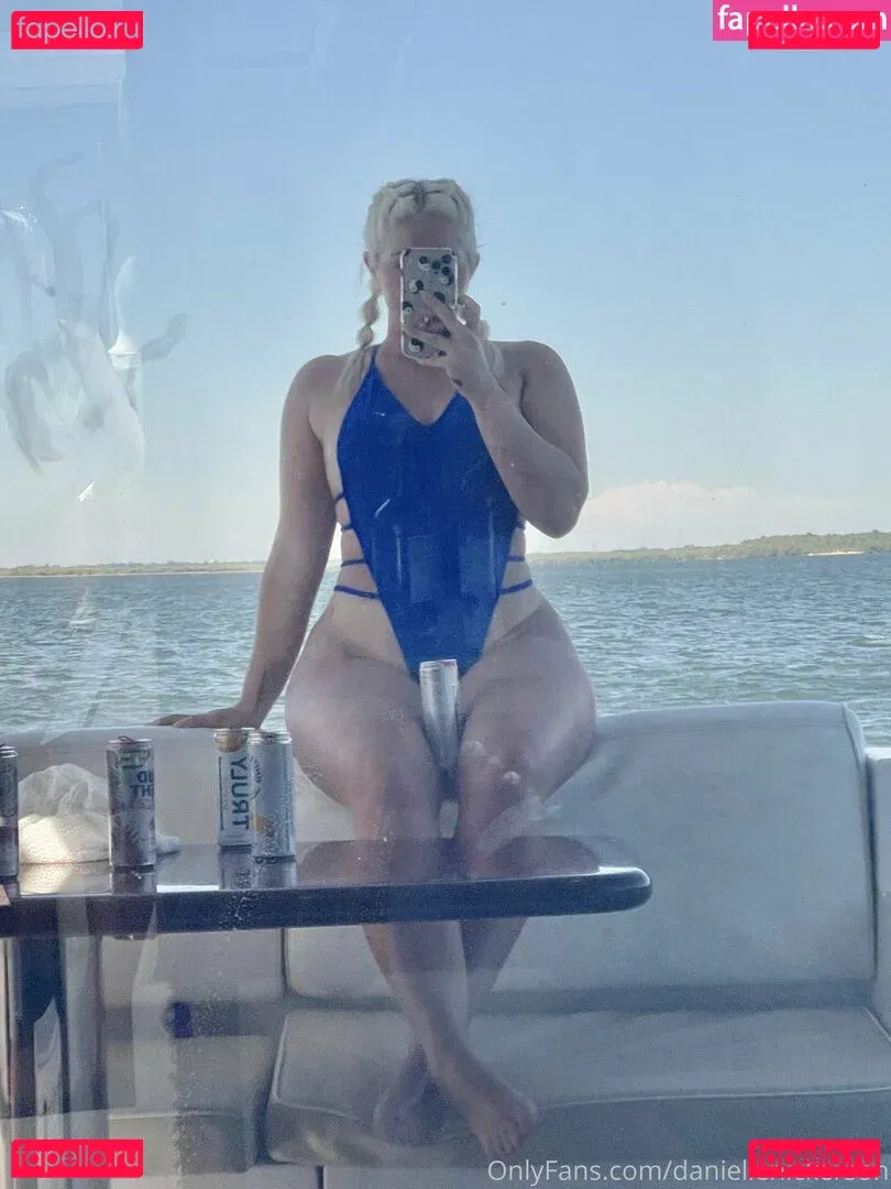 Danielle Nickerson Onlyfans Photo Gallery 