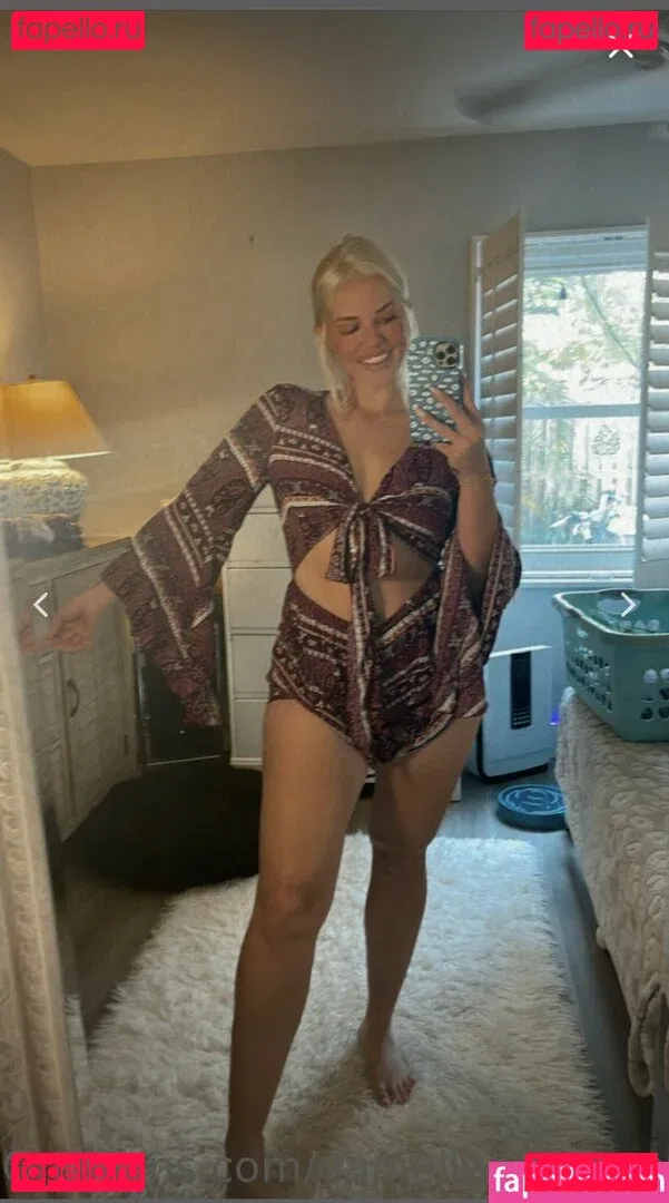 Danielle Nickerson Onlyfans Photo Gallery 