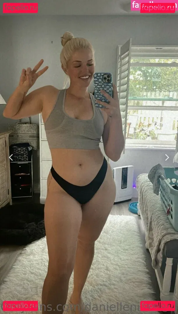 Danielle Nickerson Onlyfans Photo Gallery 