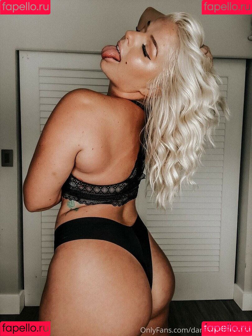 Danielle Nickerson Onlyfans Photo Gallery 