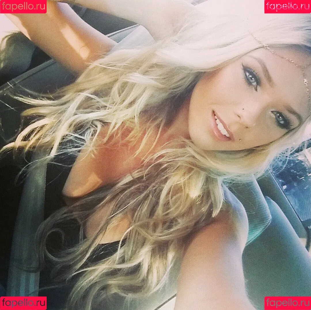 Anais Rizzo Onlyfans Photo Gallery 