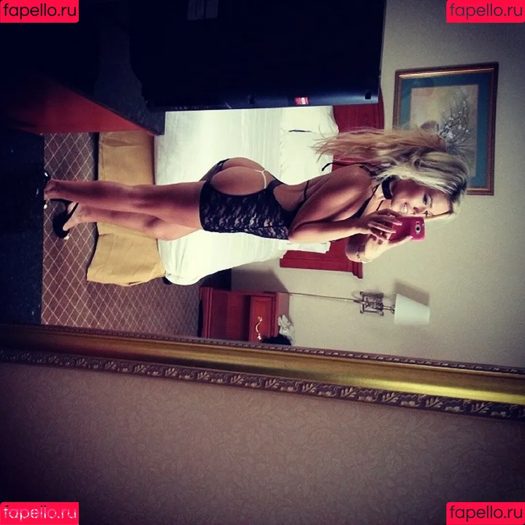 Anais Rizzo Onlyfans Photo Gallery 