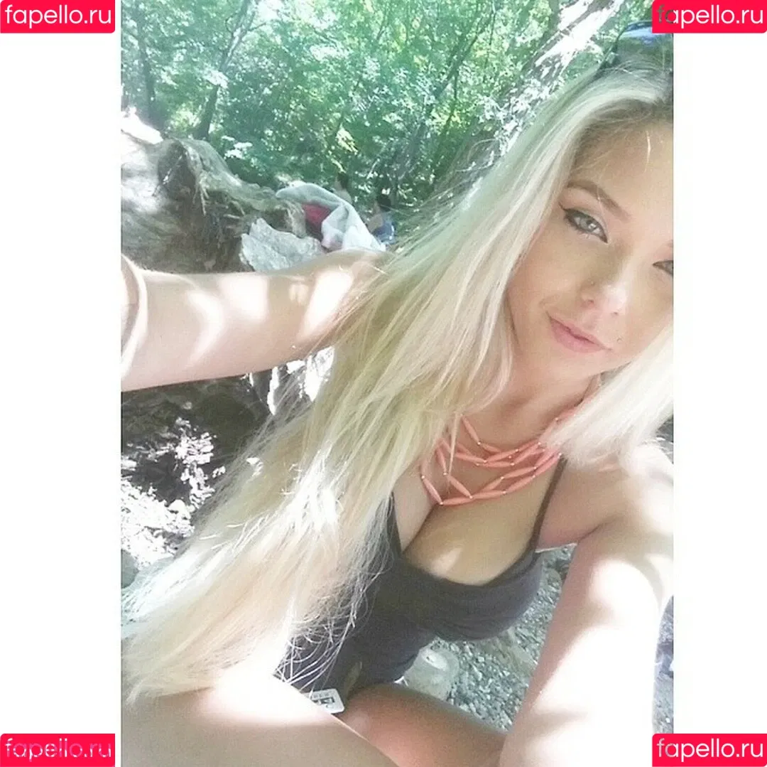 Anais Rizzo Onlyfans Photo Gallery 