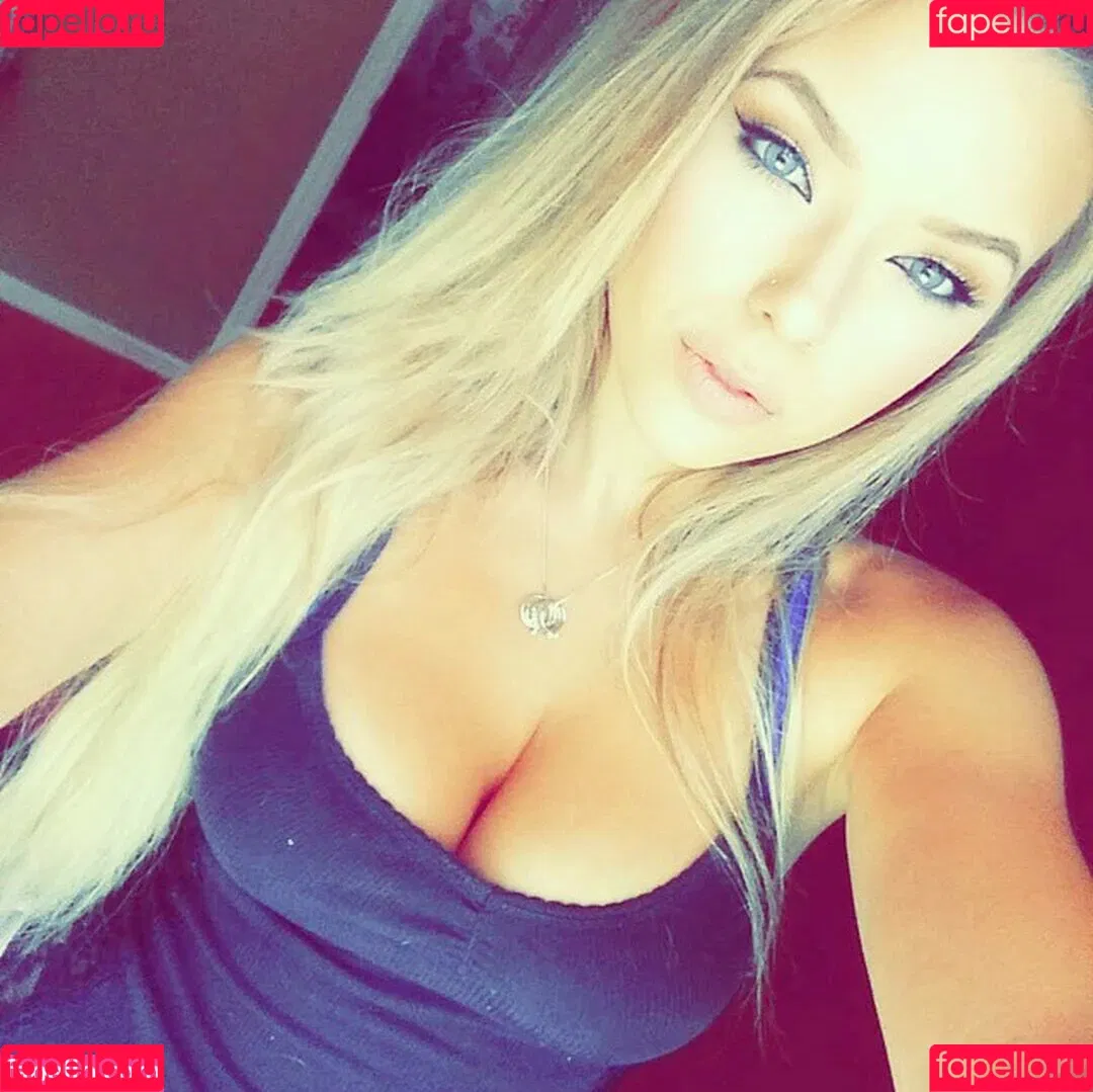 Anais Rizzo Onlyfans Photo Gallery 
