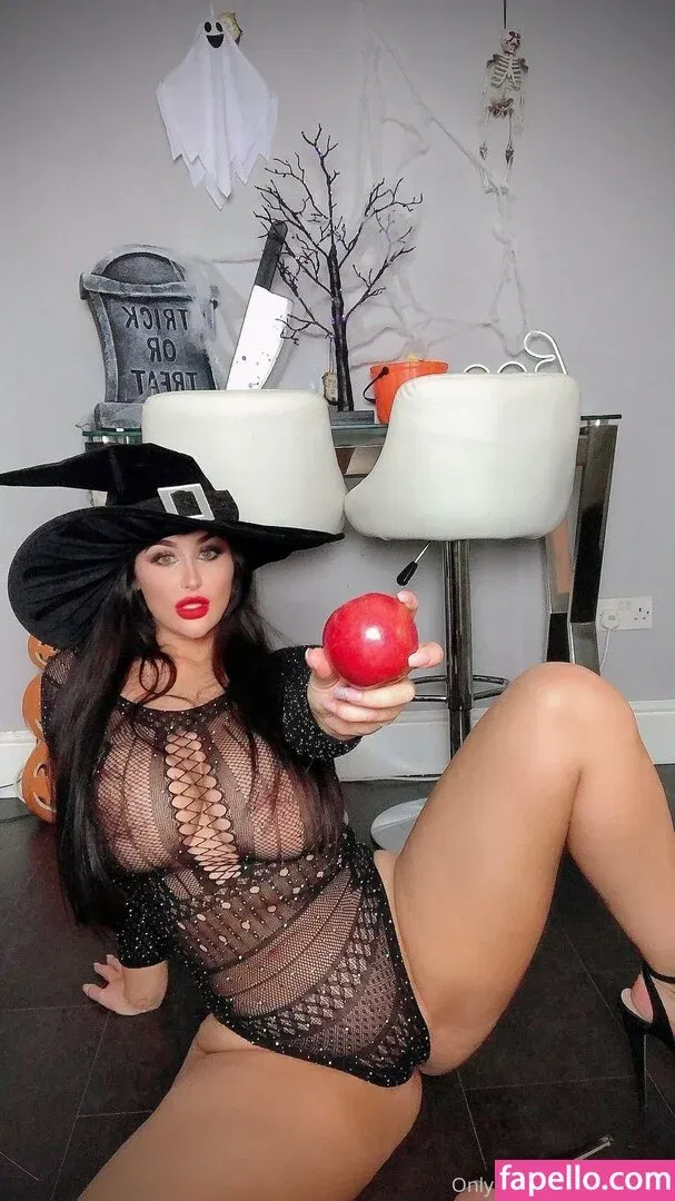 mynudes Onlyfans Photo Gallery 