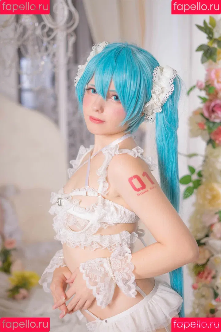 Saya Scarlet Onlyfans Photo Gallery 