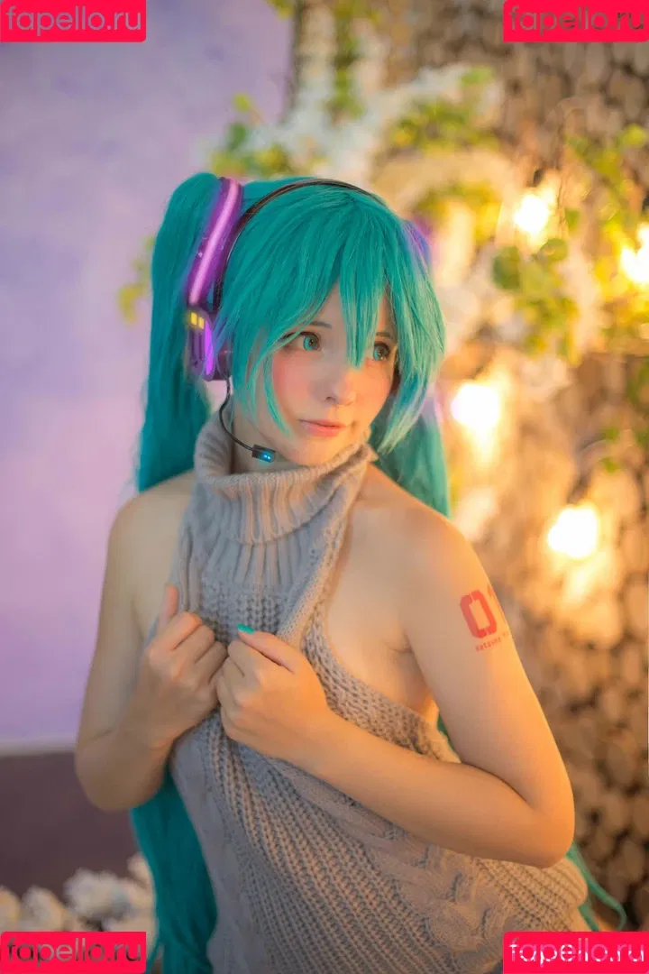 Saya Scarlet Onlyfans Photo Gallery 