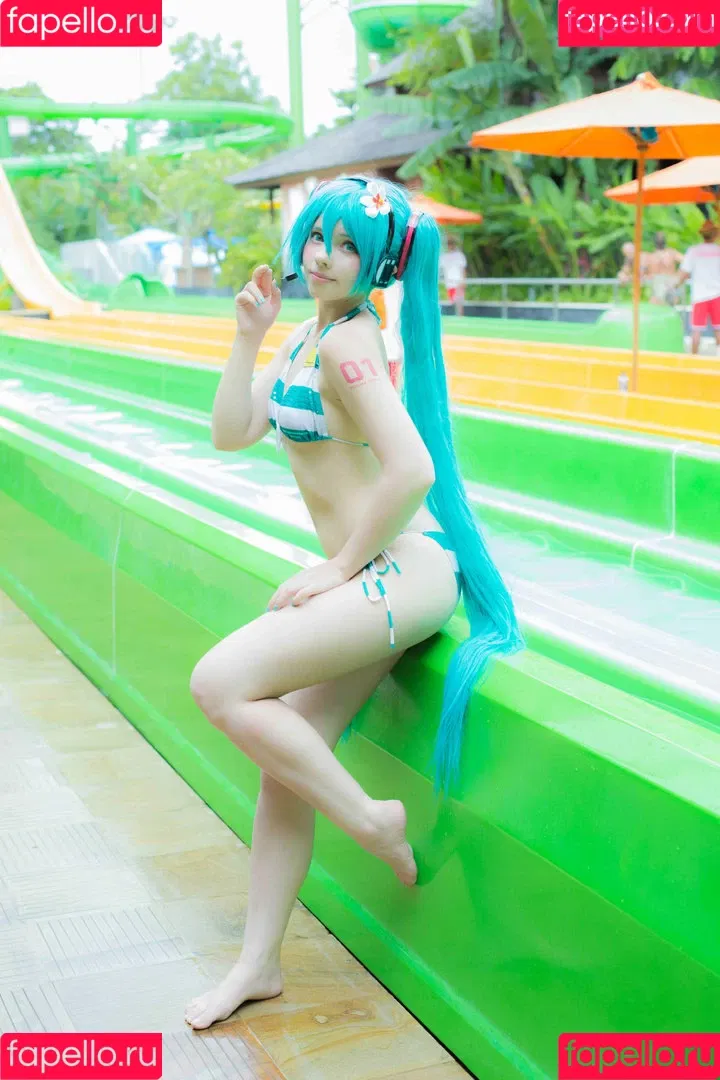 Saya Scarlet Onlyfans Photo Gallery 