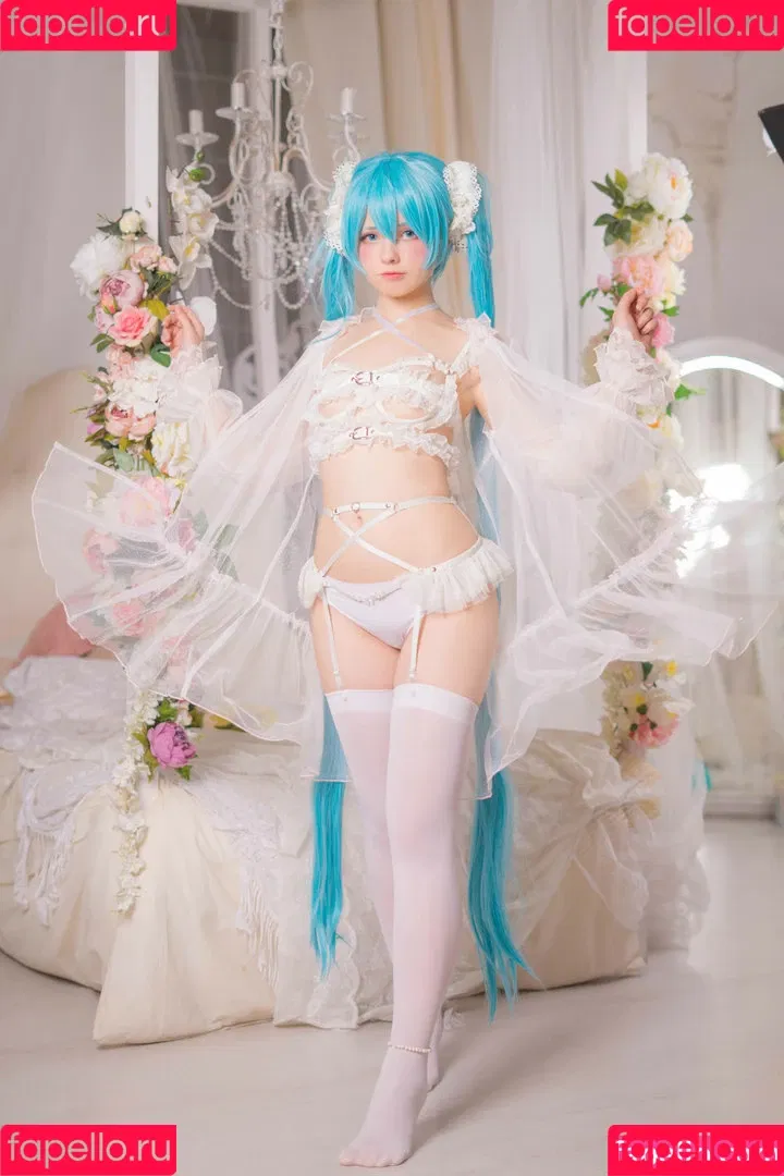 Saya Scarlet Onlyfans Photo Gallery 