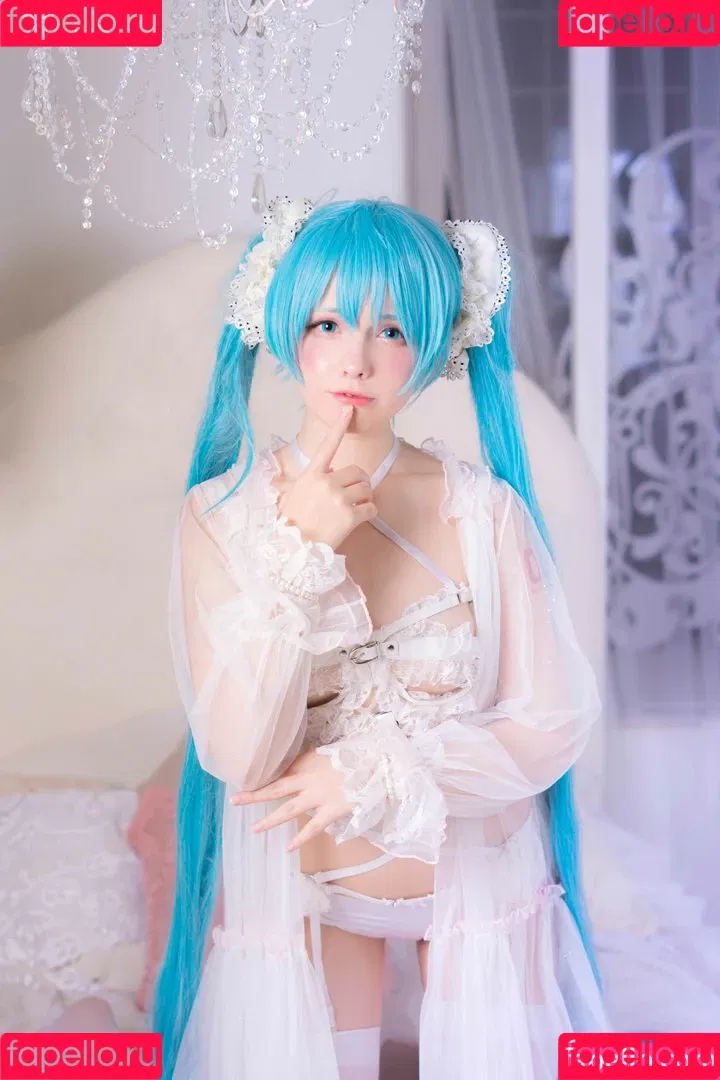 Saya Scarlet Onlyfans Photo Gallery 